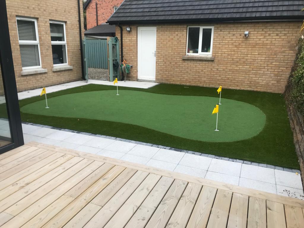 Artificial Grass putting green 11
