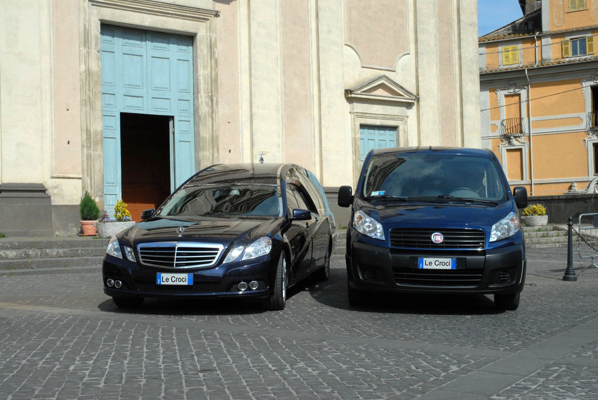 Auto per il trasporto delle salme