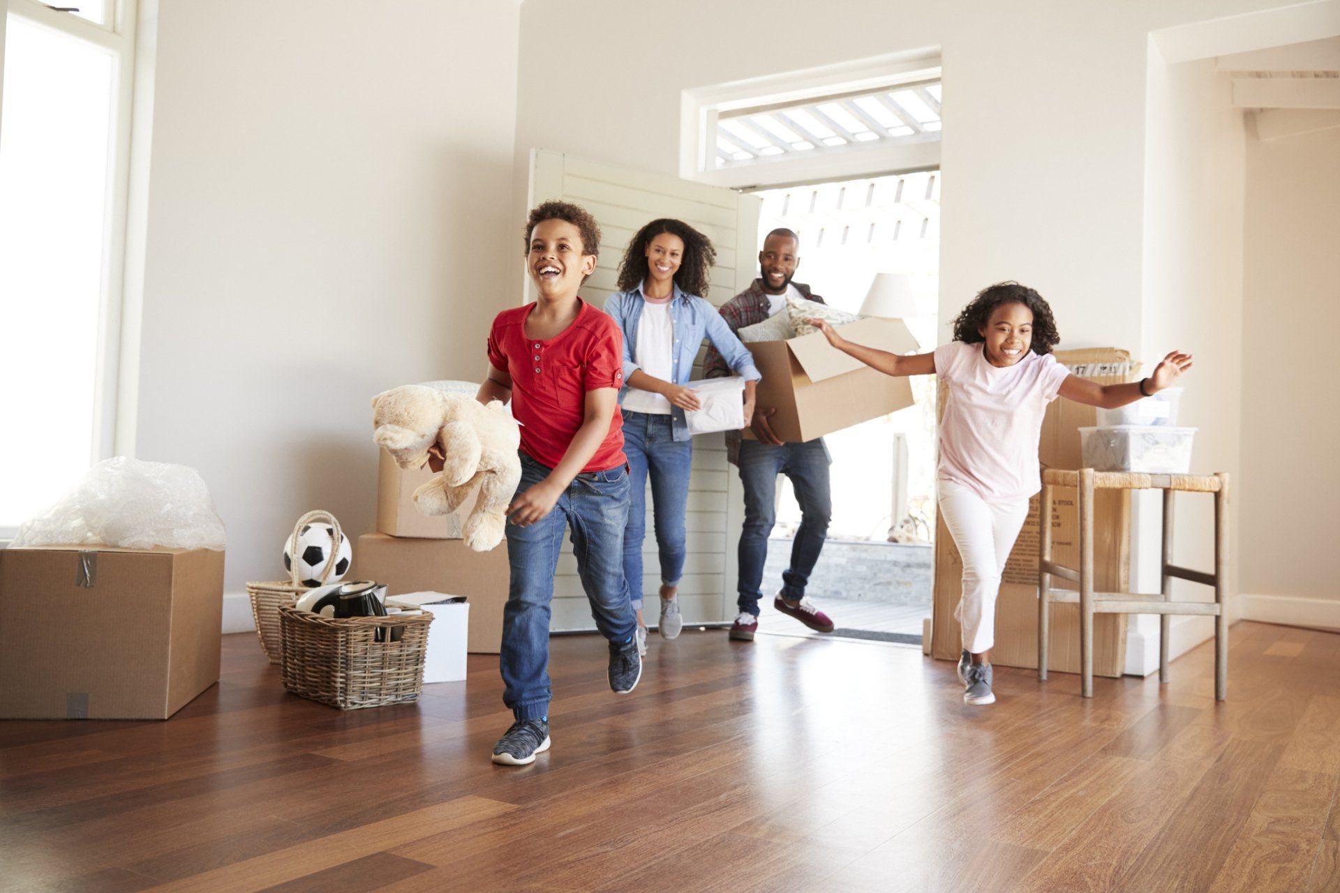 Happy Family — St. Louis, MO — Simple Moves