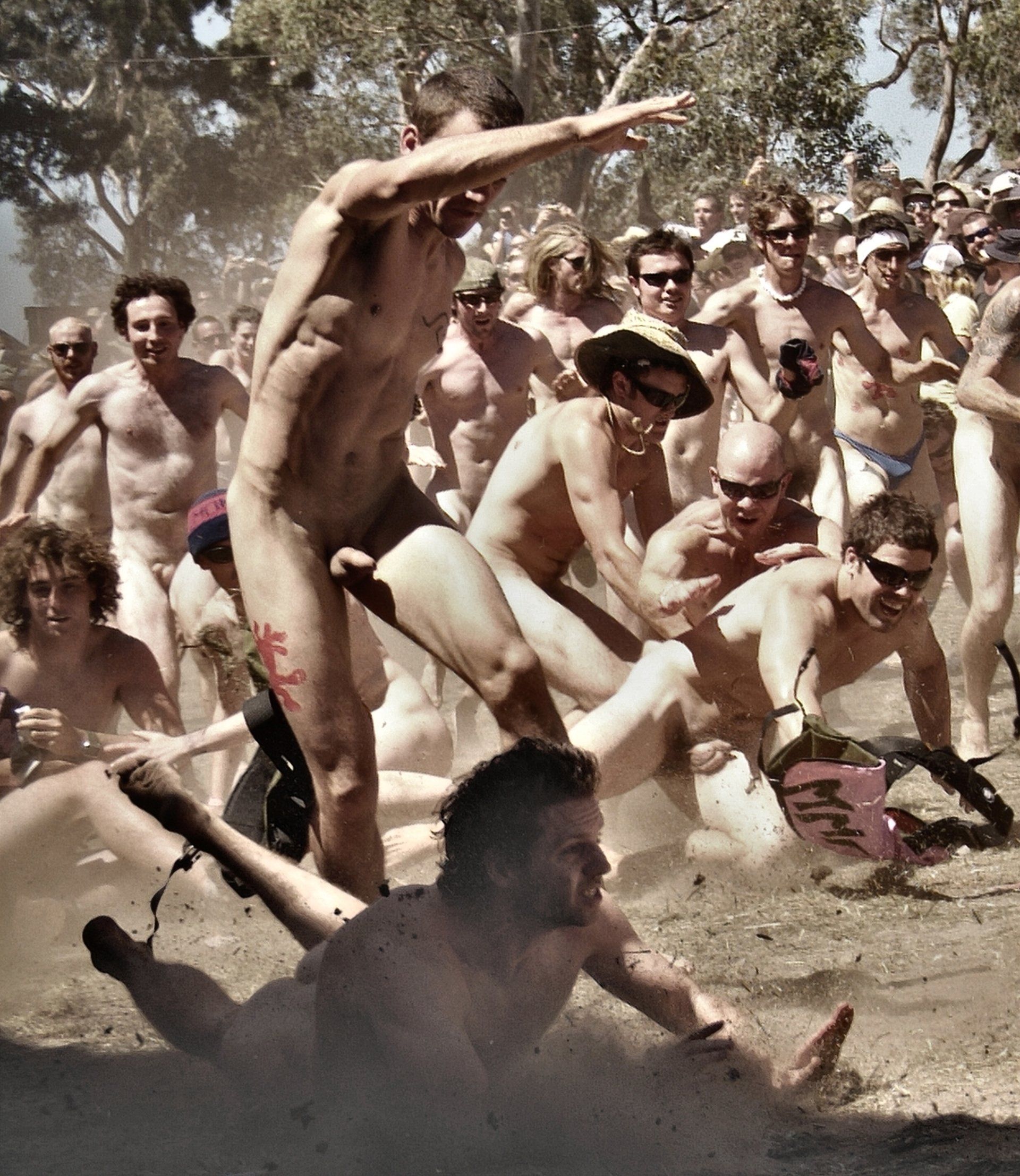 Photography+men+naked+race+action