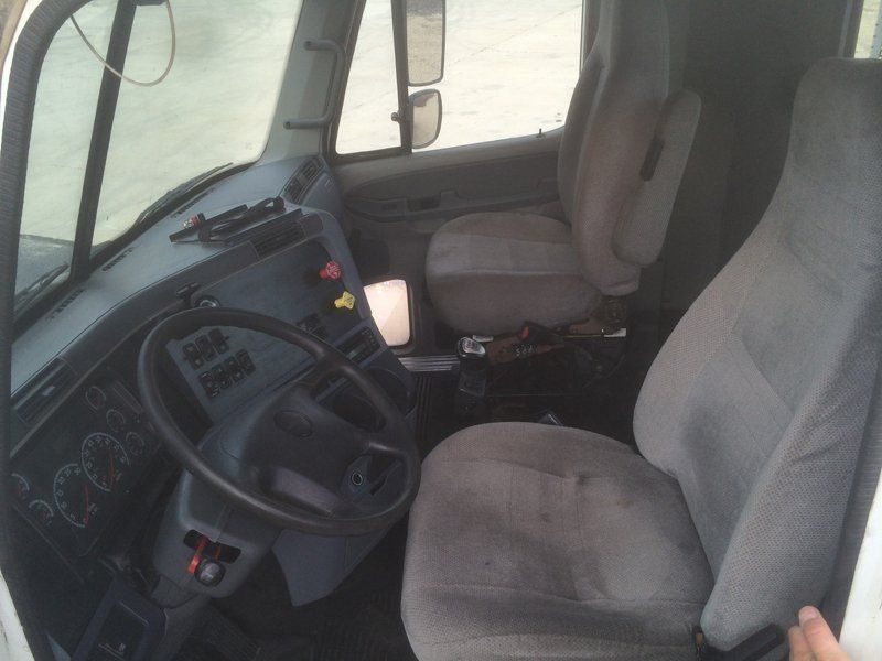 Sold Out Auto Inventory — 2007 Freightliner Interior in Marshall, WI
