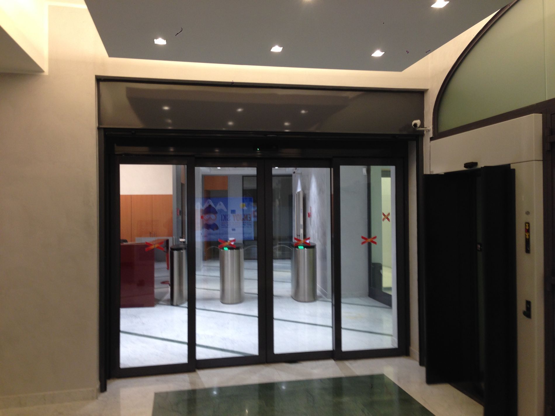 porta d'ingresso a vetri