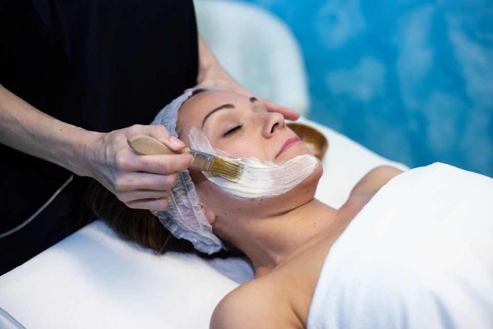 trattamento viso eseguito presso il centro