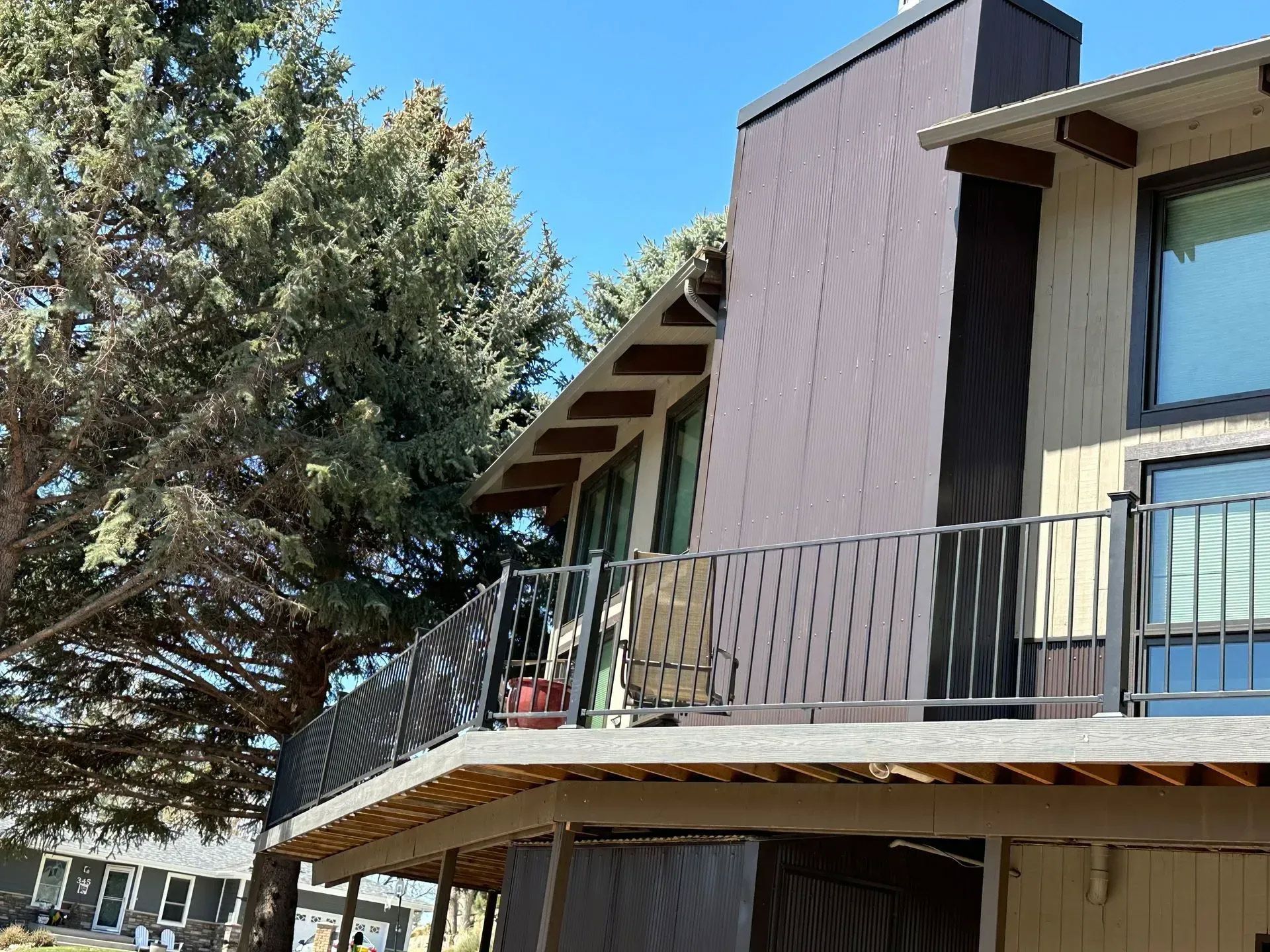 Two-story house with a flat roof