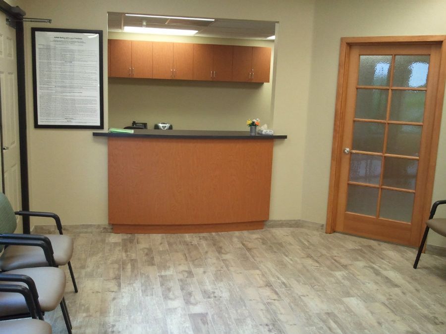 Clinic Counter — Tucson, AZ — Associated Dermatologist