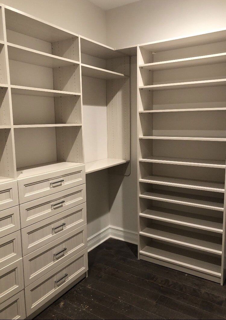 Arctic Custom Closet System With Allegra Drawer Fronts