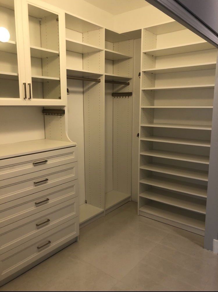 White Hutch Withe Allegra Drawer Fronts & Framed Glass Double Doors