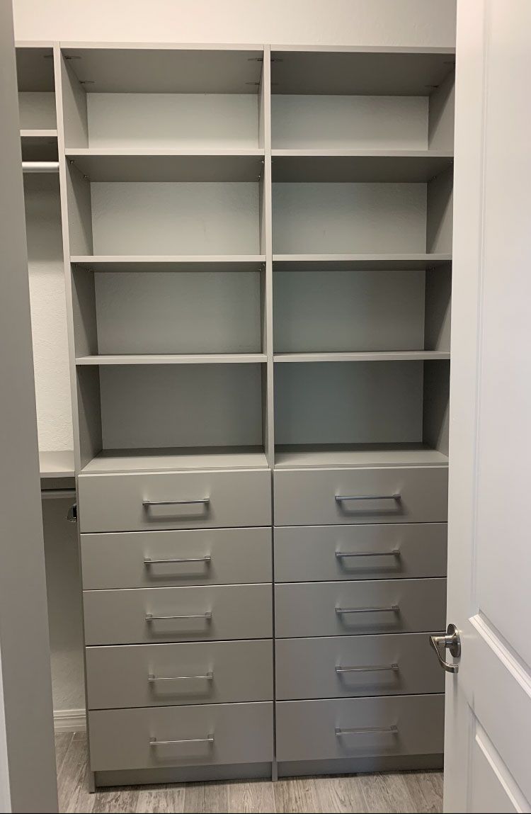 Walk In Closet System