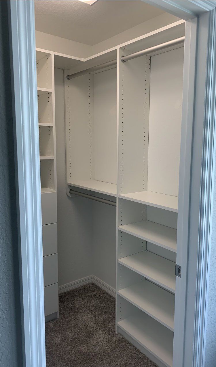 Small Closet System