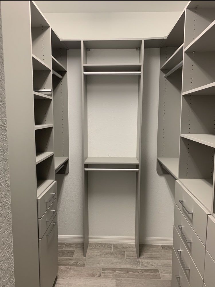 Walk In Closet System