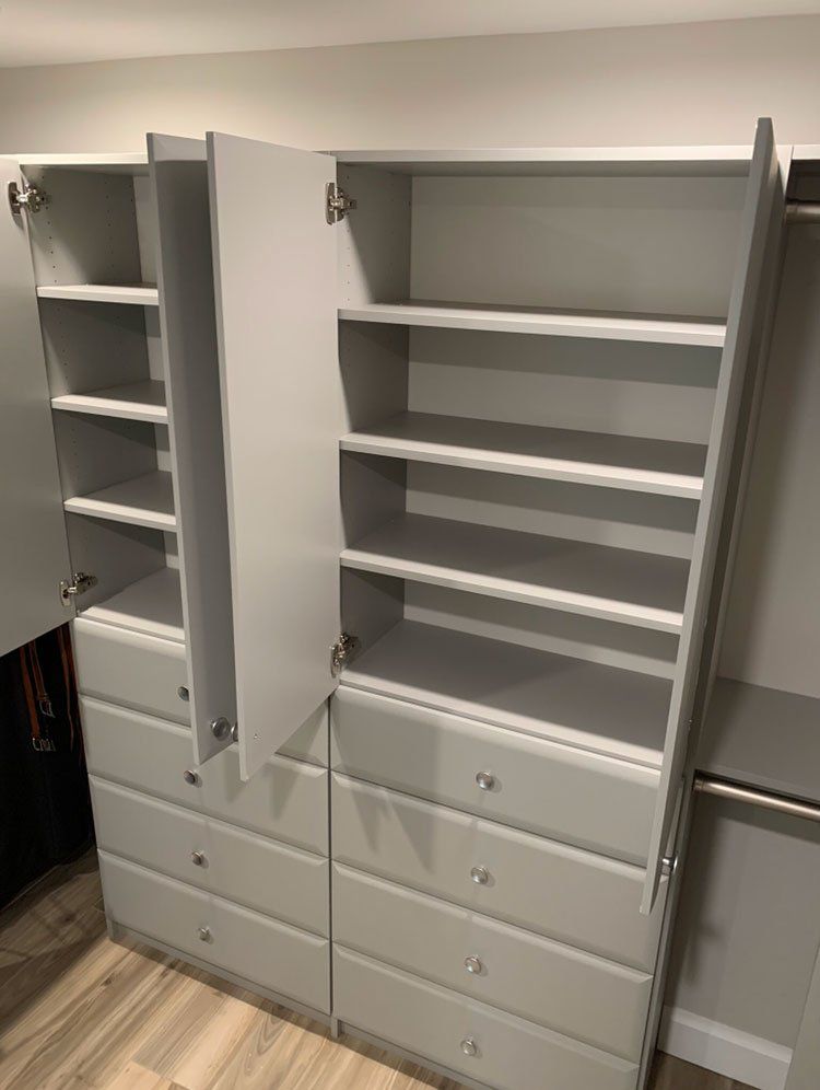 Cloud Custom Closet System with Pillowtop Fronts