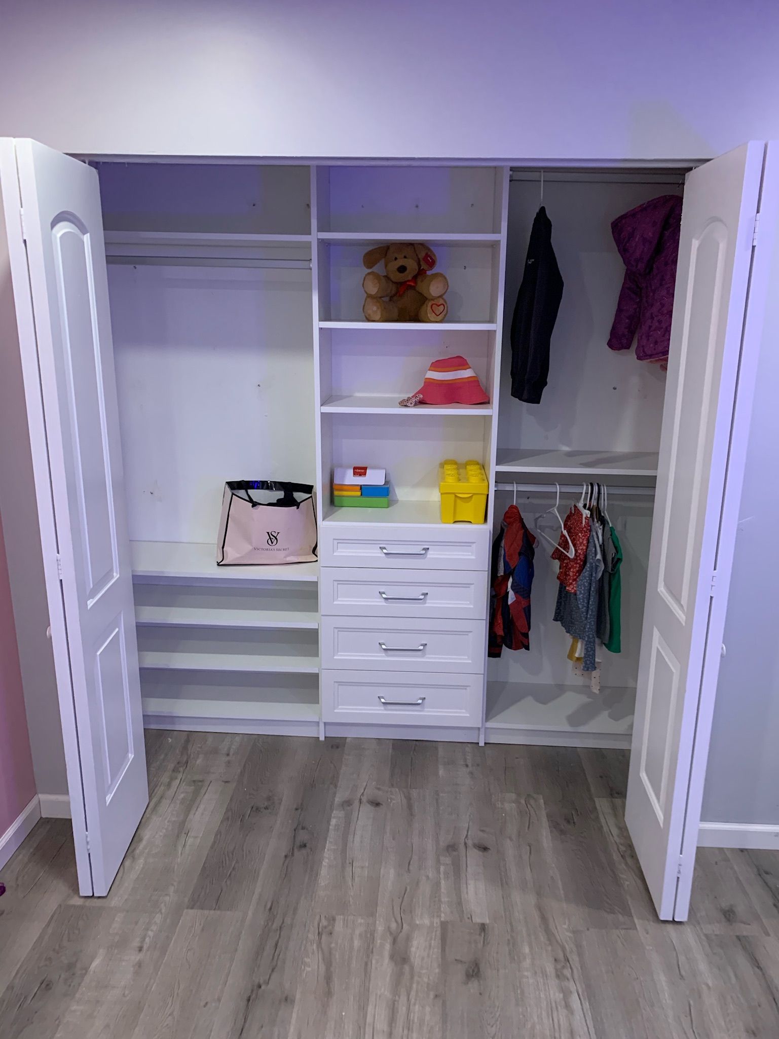 Kids Reach in Closet System