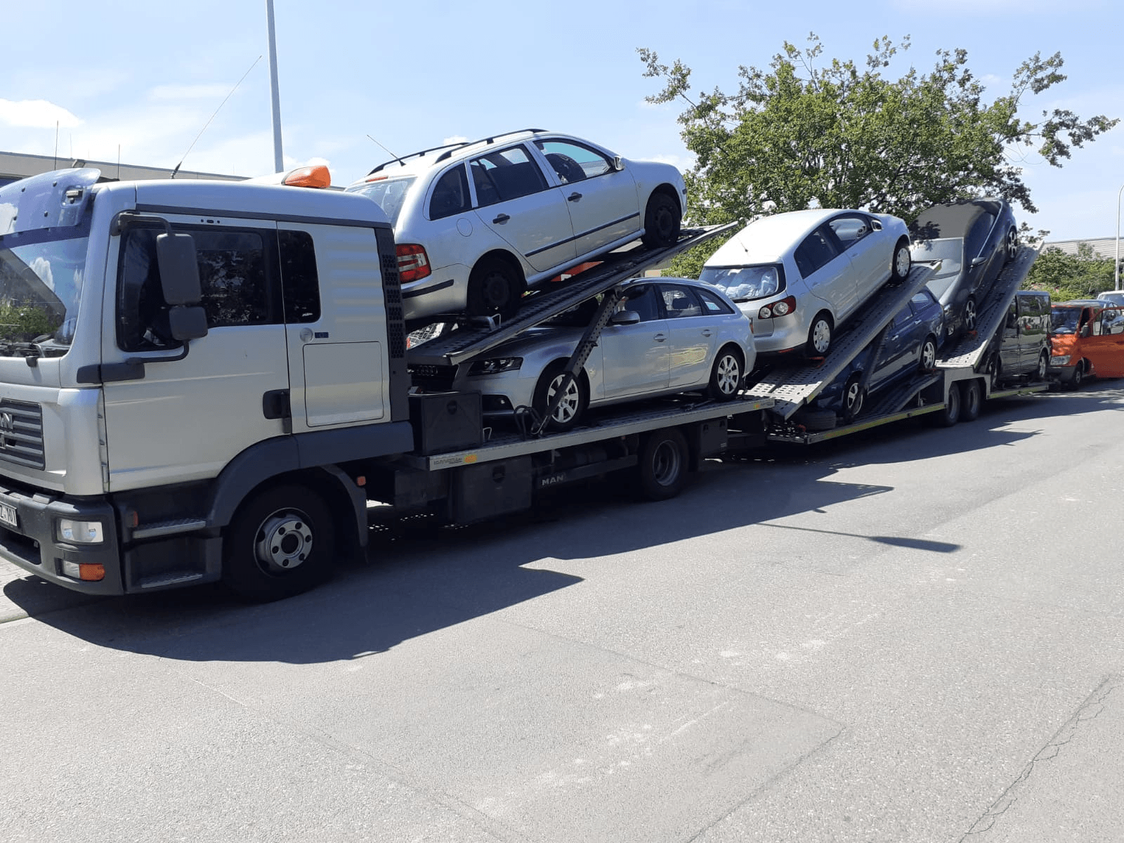 Autokastus  automobilių logistika