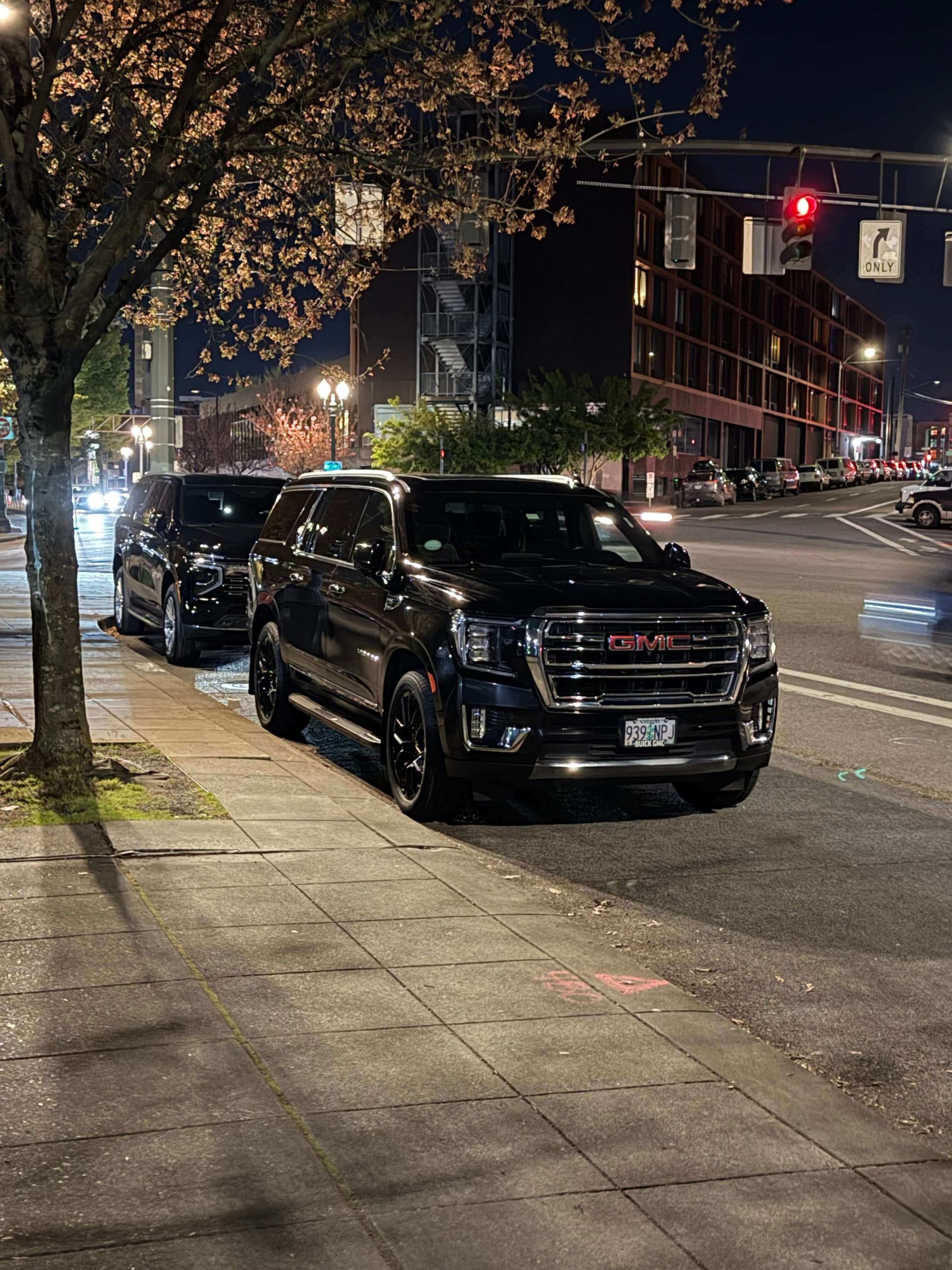 Pearl District Portland Oregon at night, served by All Star Town Car chauffeur service