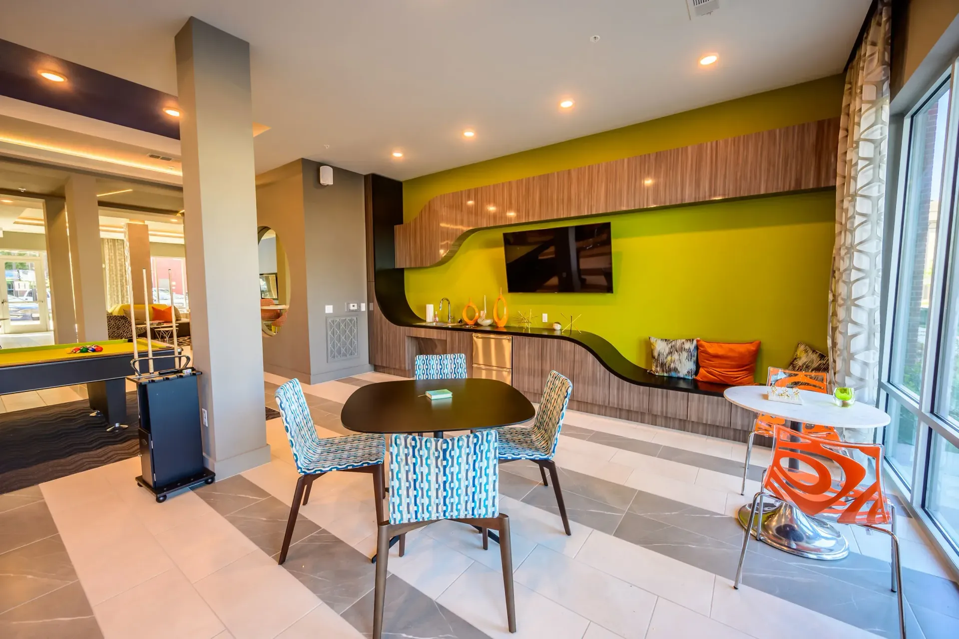 Lounge at Harmony Luxury Apartments in Rowlett, TX.