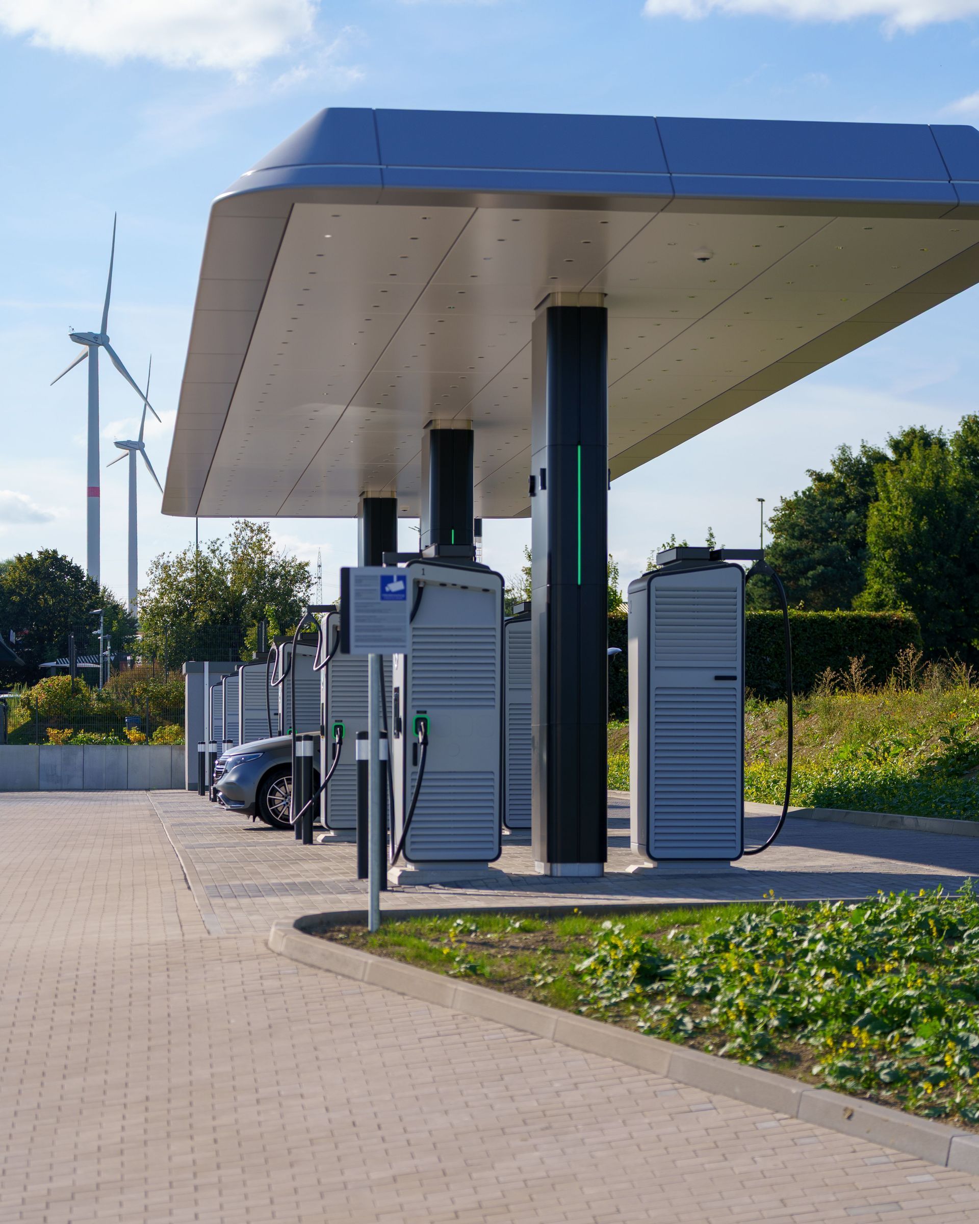 EV Charging Station: Today's Benefits