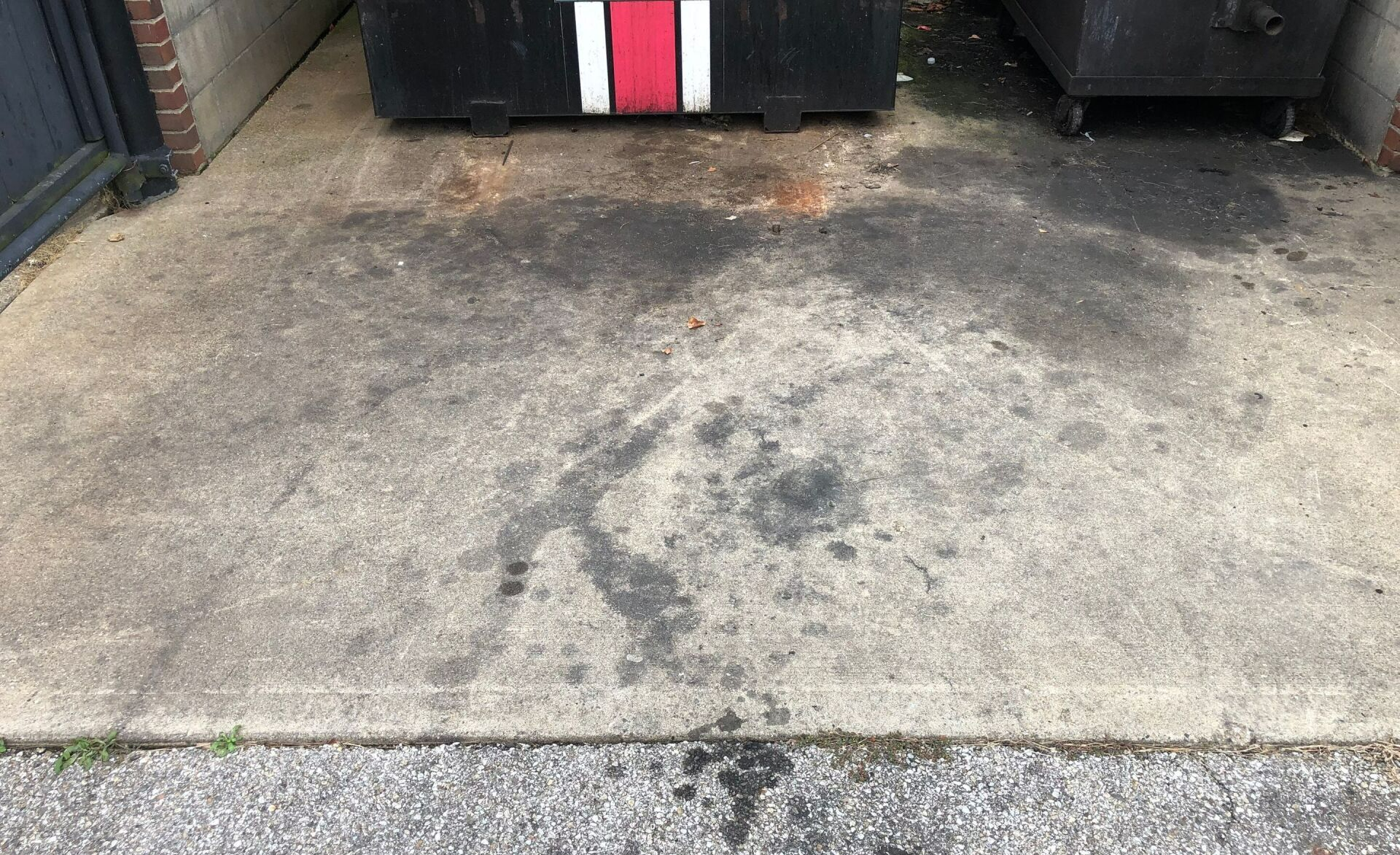 Dirty dumpster pad — Dublin, OH — Elite Softwash