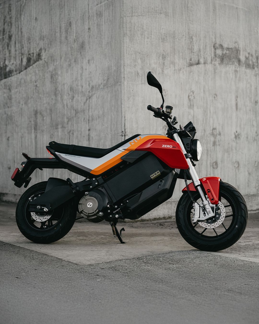 Zero Motorcycles - Neutrino