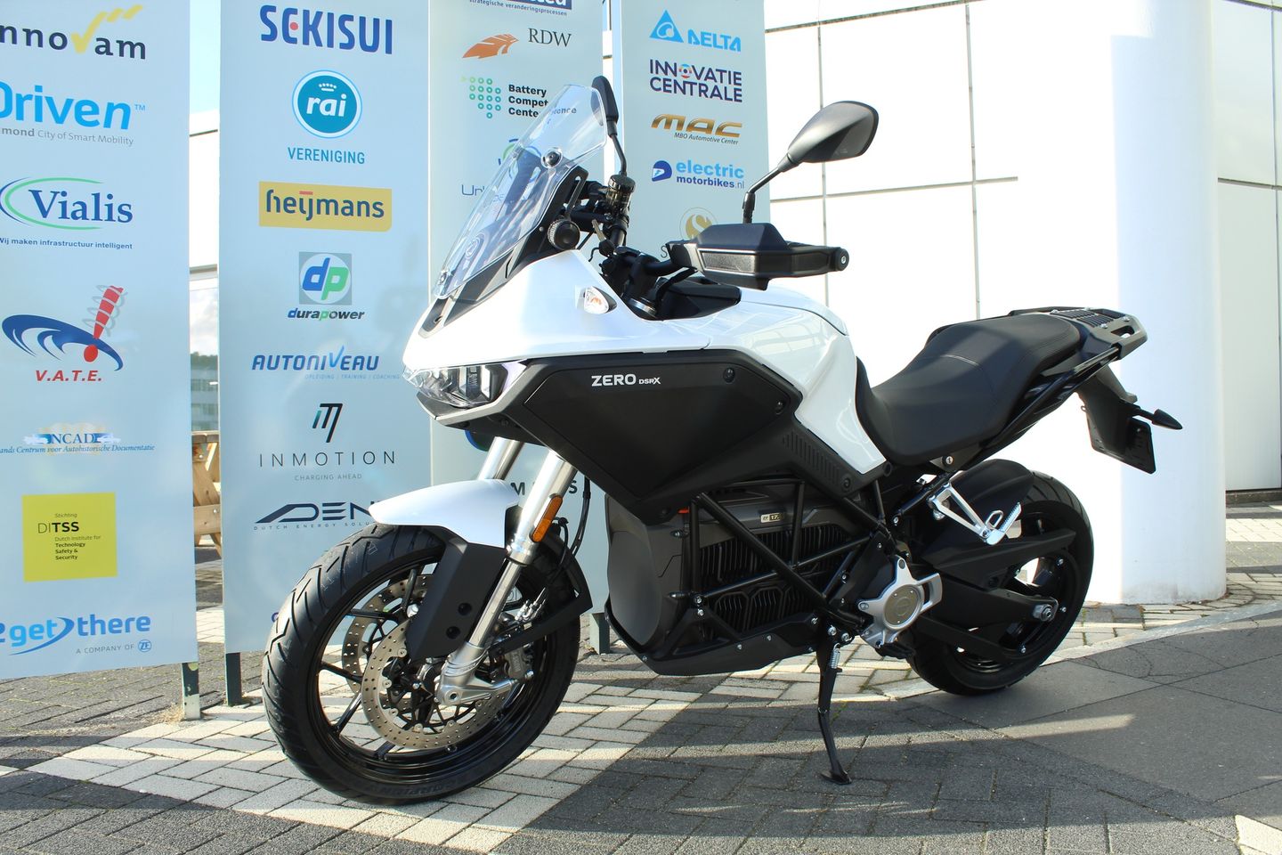 Zero DSR/X / Electric Motorbikes - E-center