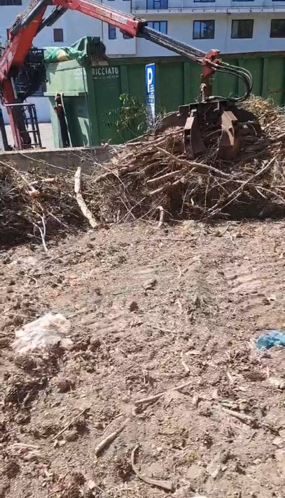 Trasporto e raccolta rifiuti non pericolosi a Lecce con macchinari appositi