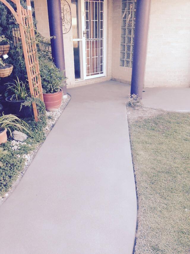Smooth Concrete Wall — Masonry Construction in Sunshine Coast, QLD