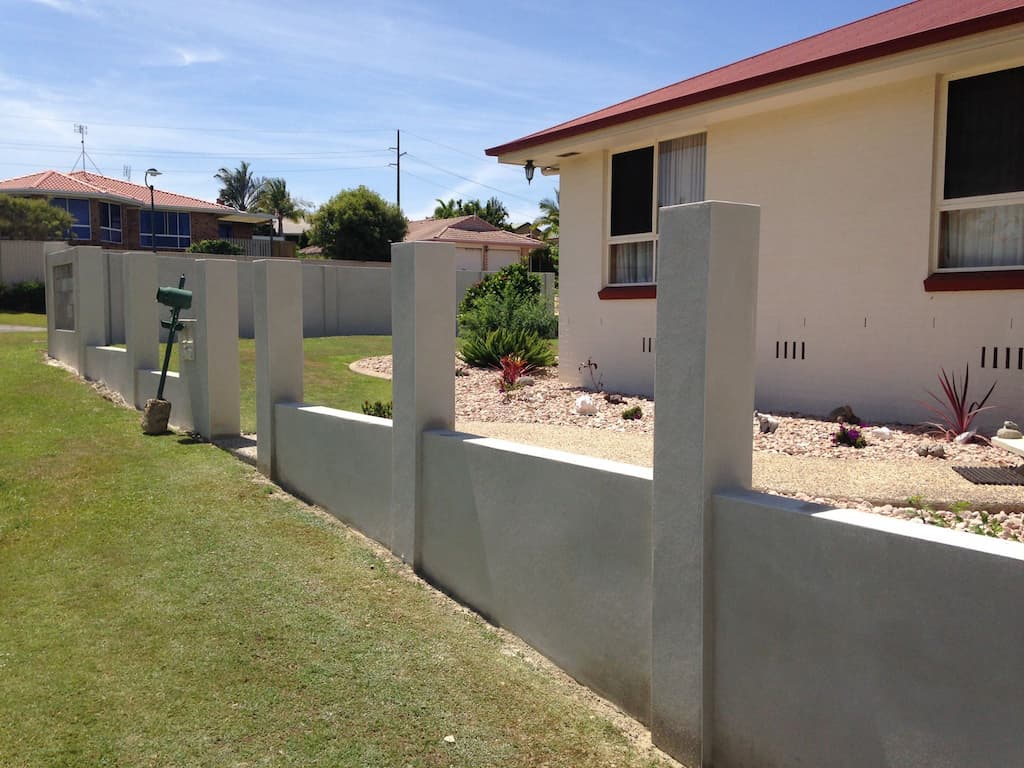 Smooth Rendered Wall 2 — Masonry Construction in Sunshine Coast, QLD
