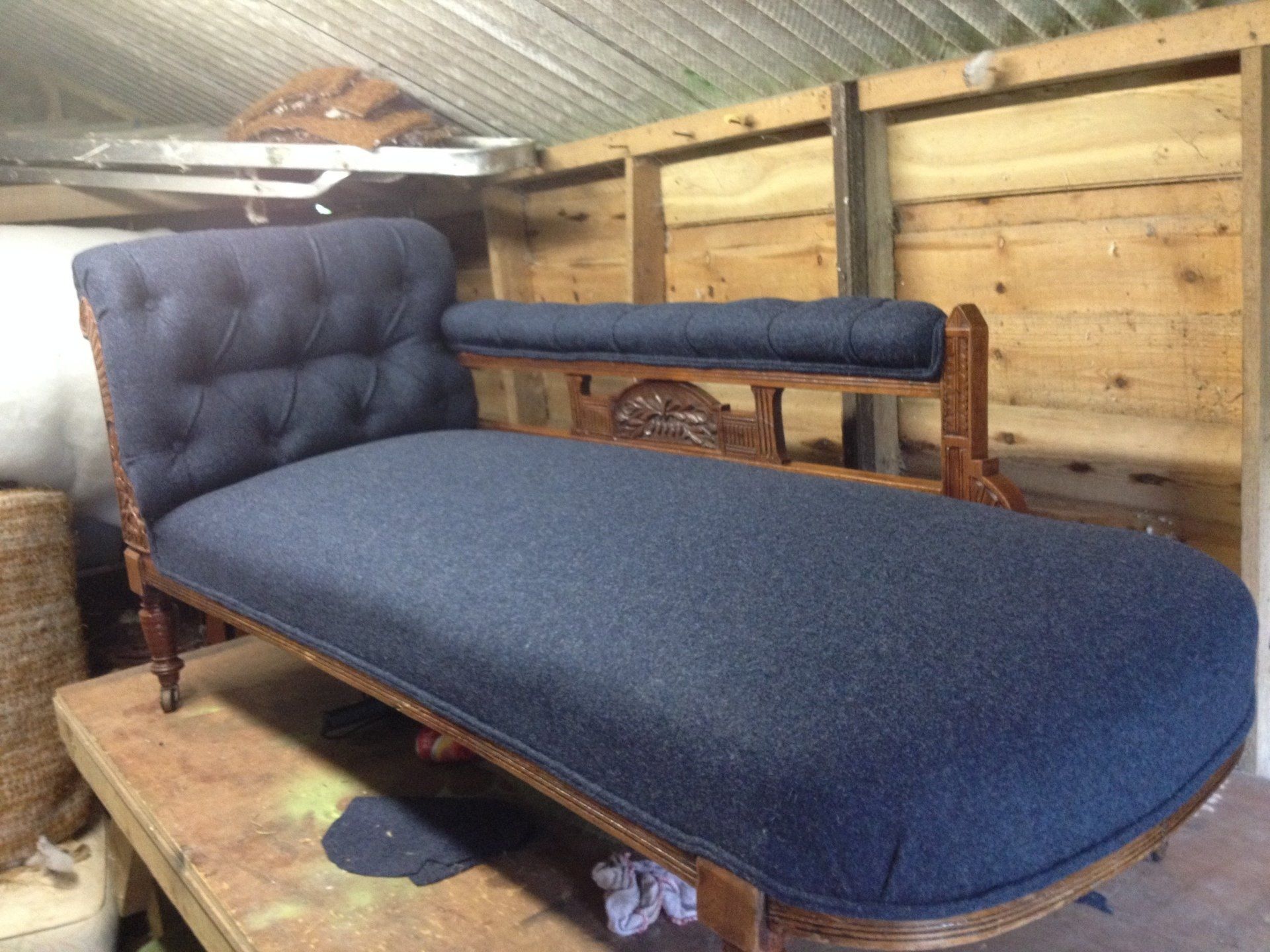 CHAISE LONGUE After