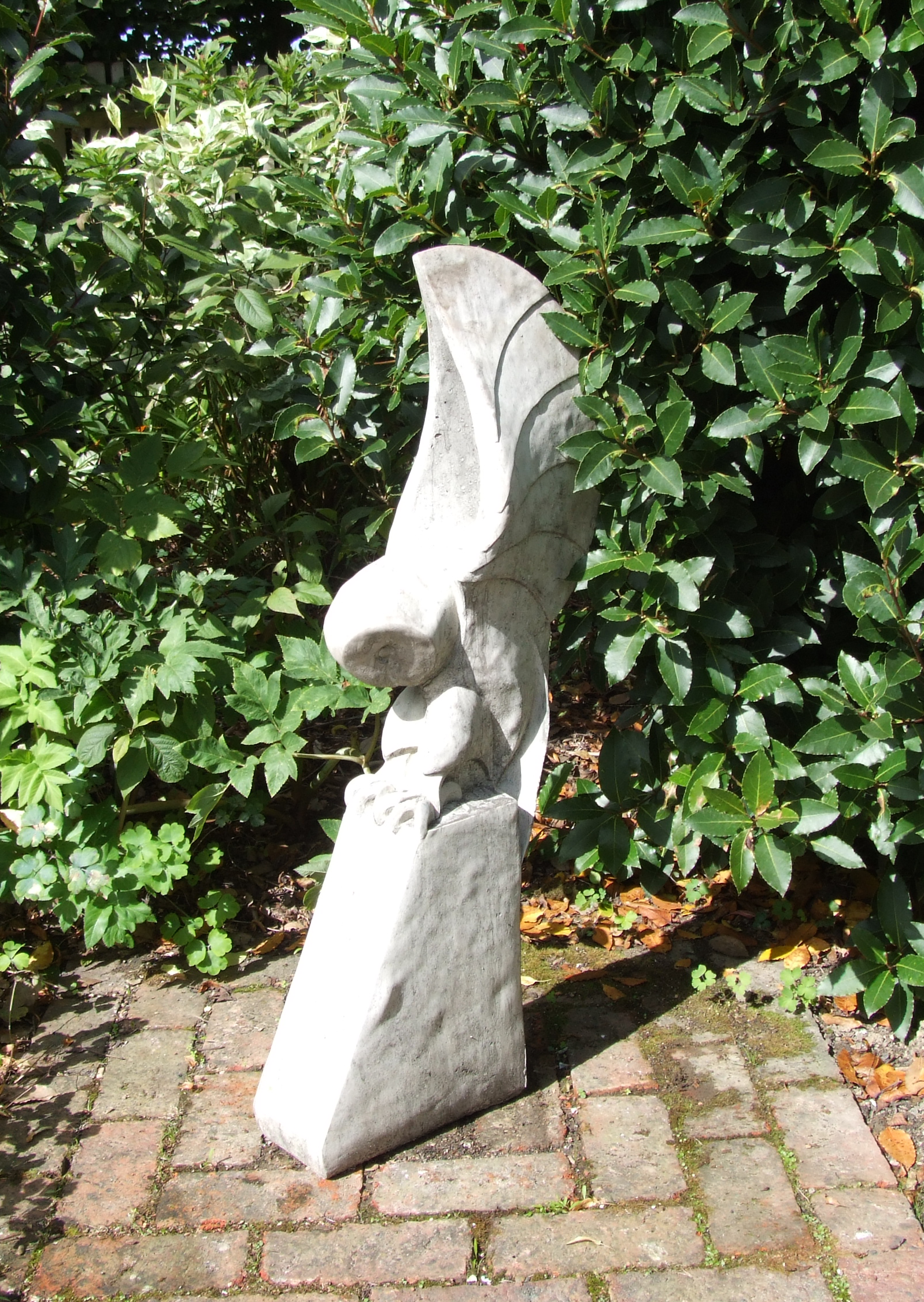 barn owl stone garden statue
