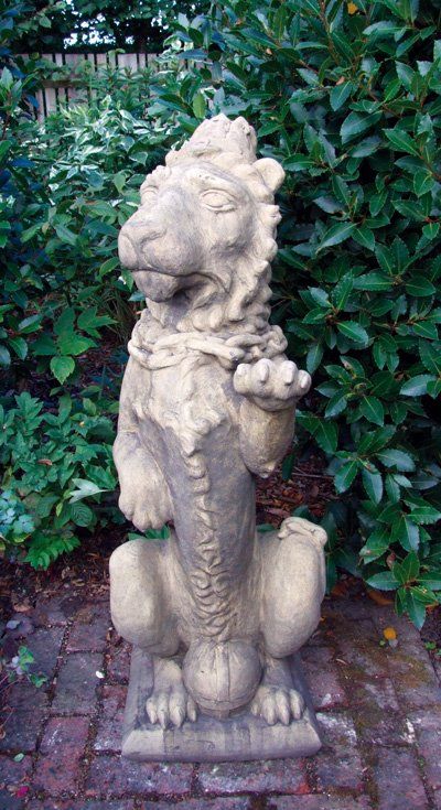 stone garden statue heraldic lion