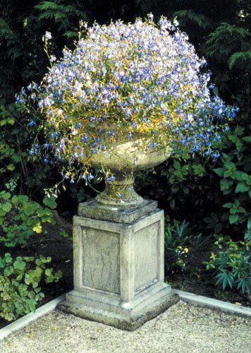 stone garden statue plain plinth