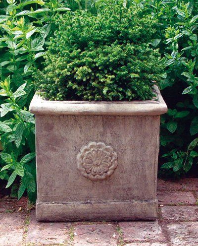 stone garden statue vienna vase 10