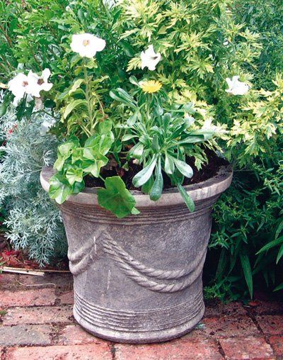 stone garden statue vienna vase 27