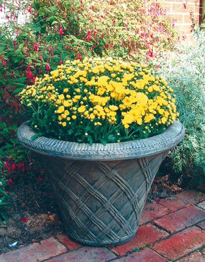stone garden statue thatched urn