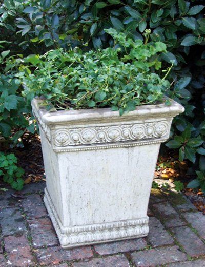 stone garden statue empire urn