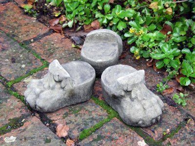 stone garden statue lion claw pot feet