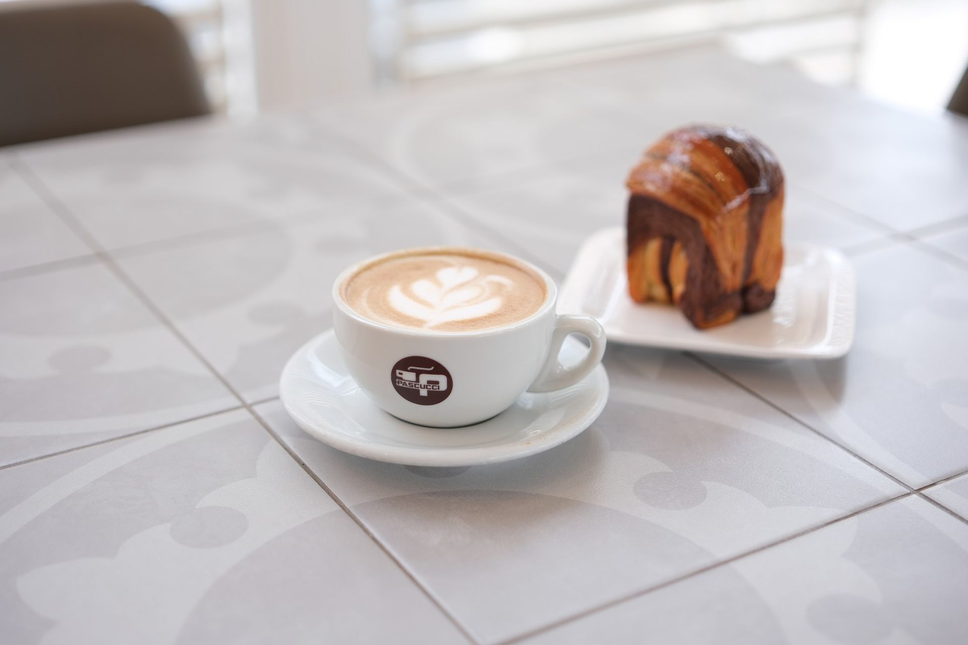 cappuccino e brioche