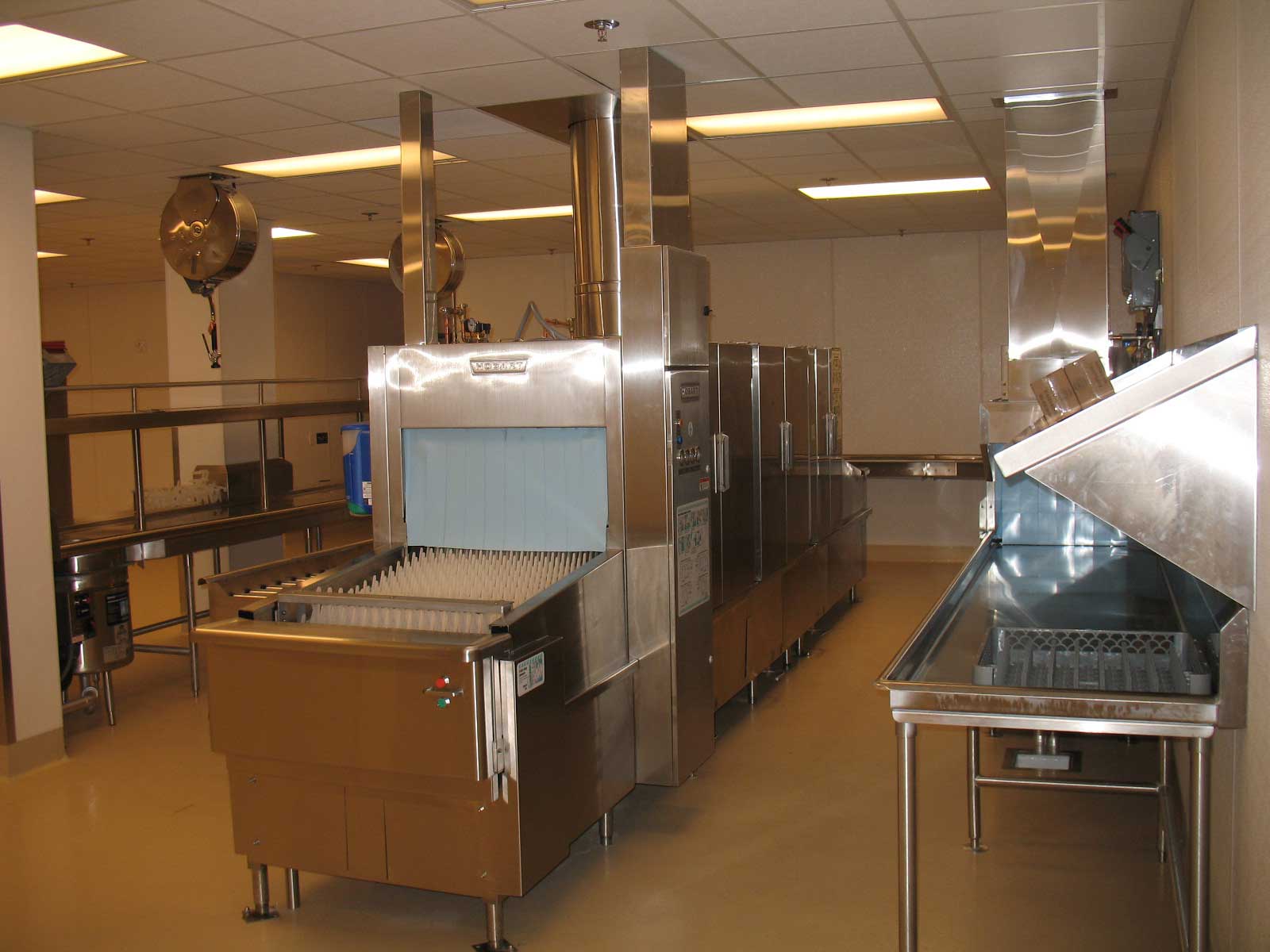 Commercial Dishwasher — Anchorage, AK — Refrigeration & Food Equipment Inc