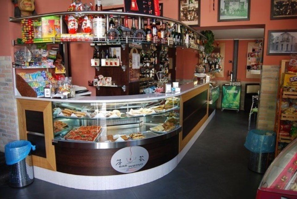 Vetrina bar