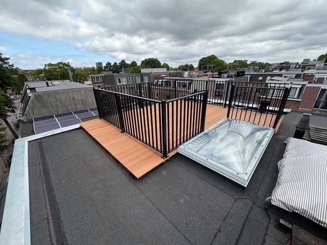 Nieuw dakterras met hout