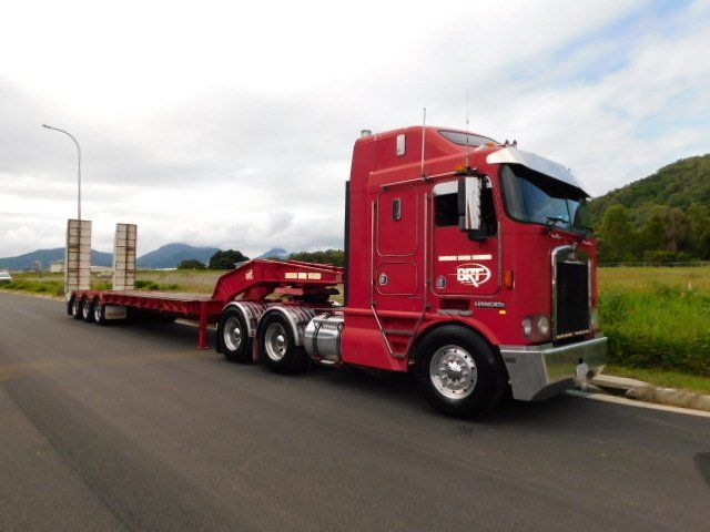 Lusty Alison Low Loader — Areoglen, QLD — Barron River Towing