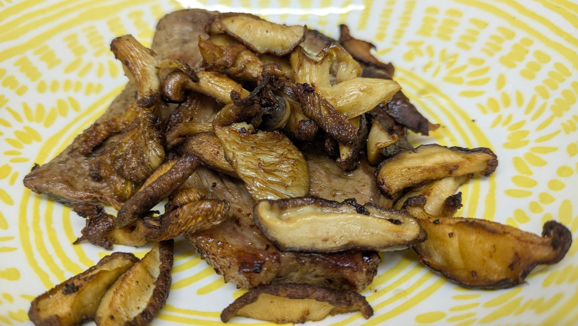 A Healing Fungi (Hen of the Woods) by Sue Cartwright, Spiral Leaf