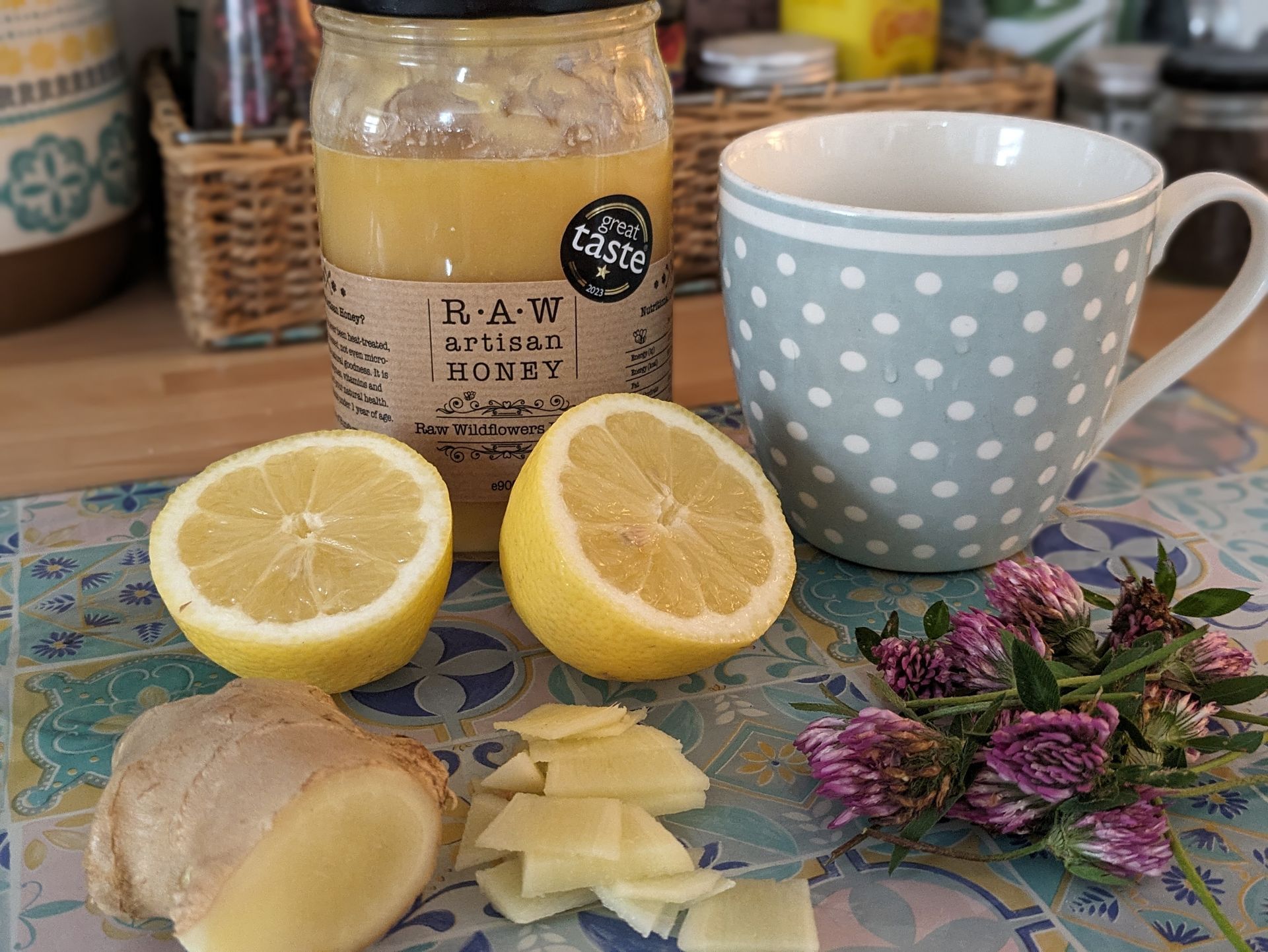 A Healing Spice (Ginger) by Sue Cartwright, Spiral Leaf