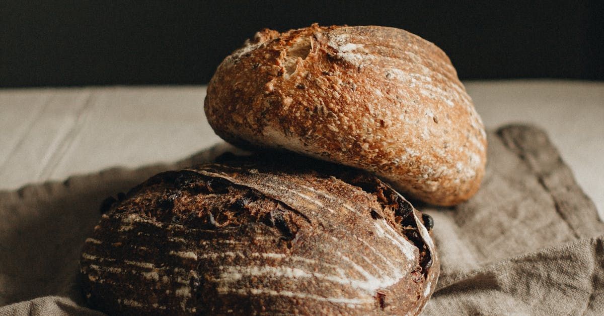 Welcome August - A Poem by Sue Cartwright, Spiral Leaf