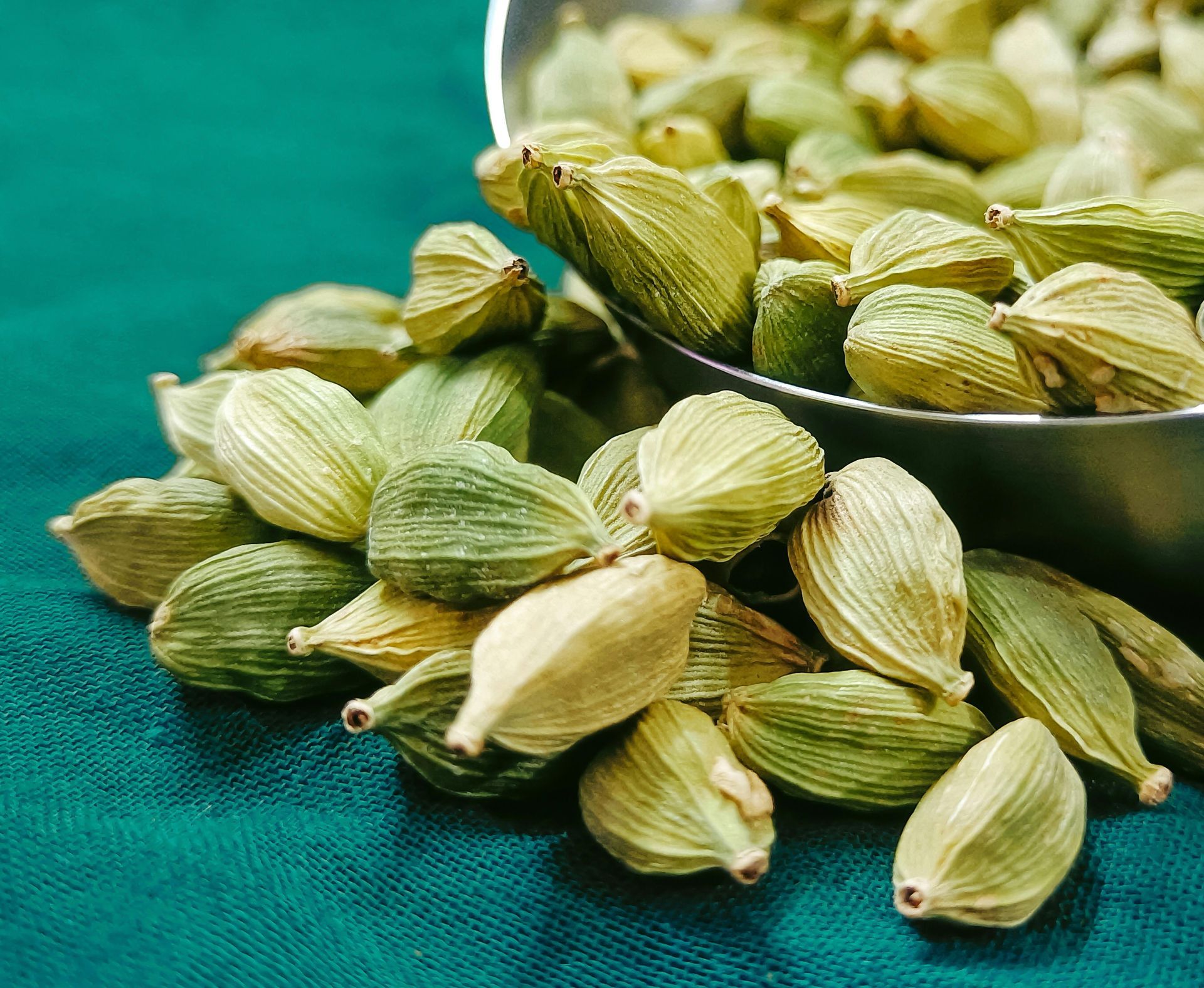 A post about the culinary and medicinal benefits of Cardamom