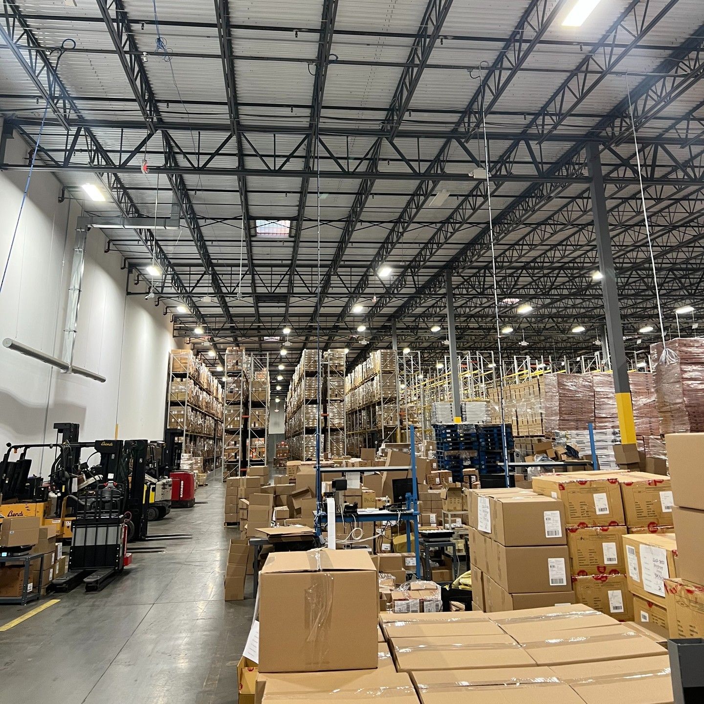 Warehouse Interior Lights — New York, NY – MJR Global Corp