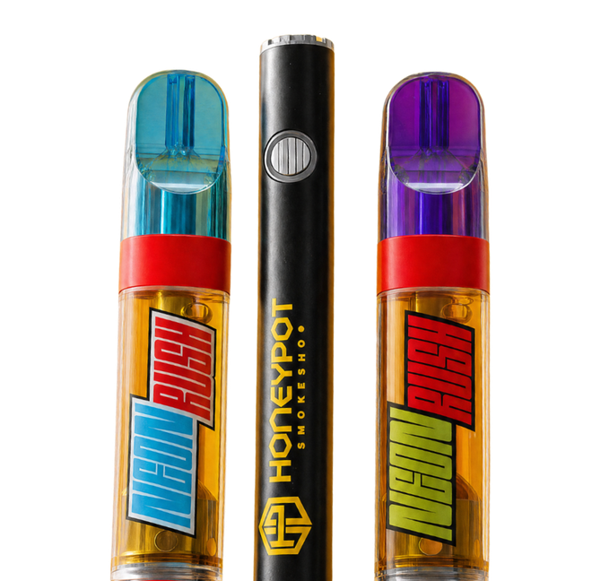 Two versus' vapes and a honeypot battery