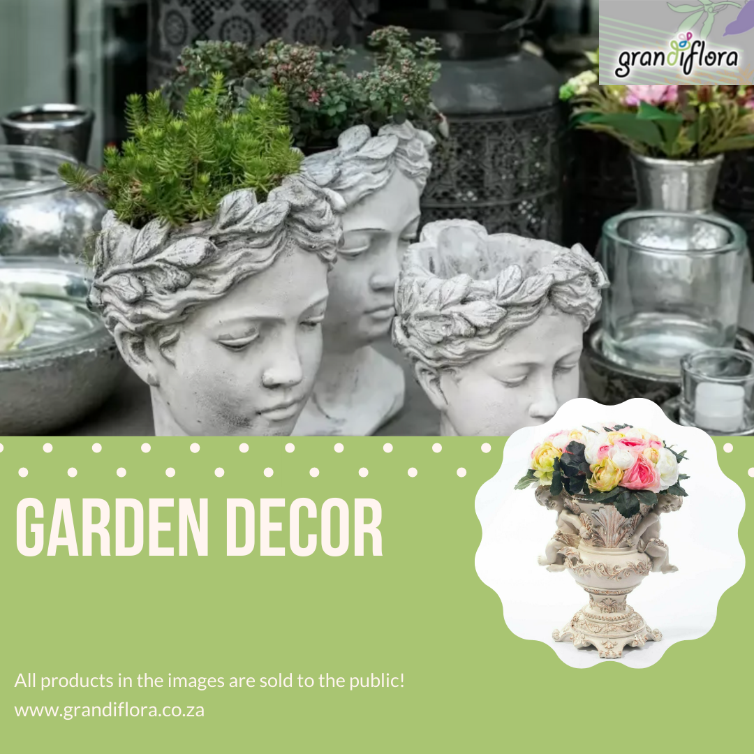 Blue Traditional Wedding Decor, the best at Grandiflora, 2021