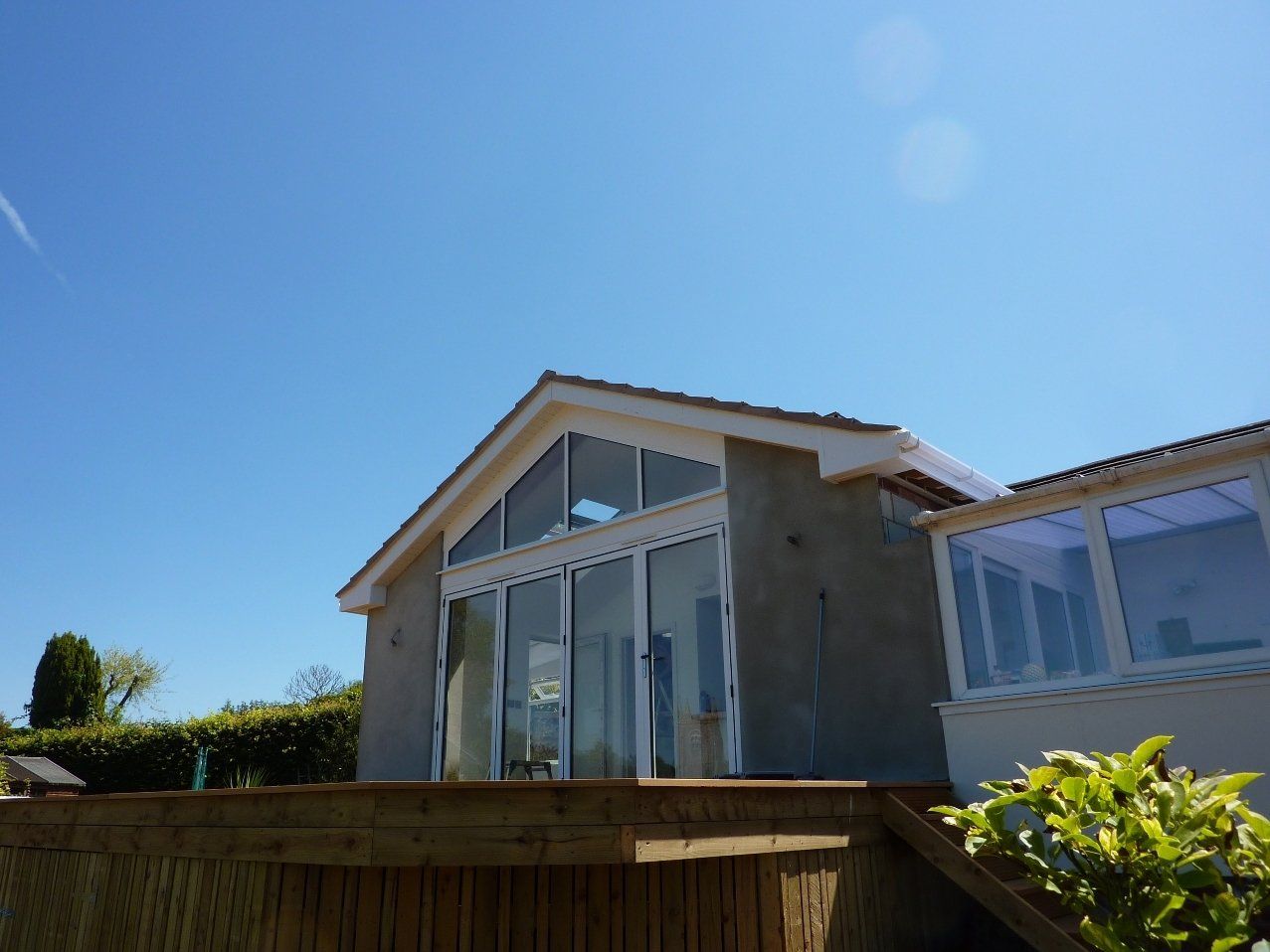 Aluminium folding doors Budleigh