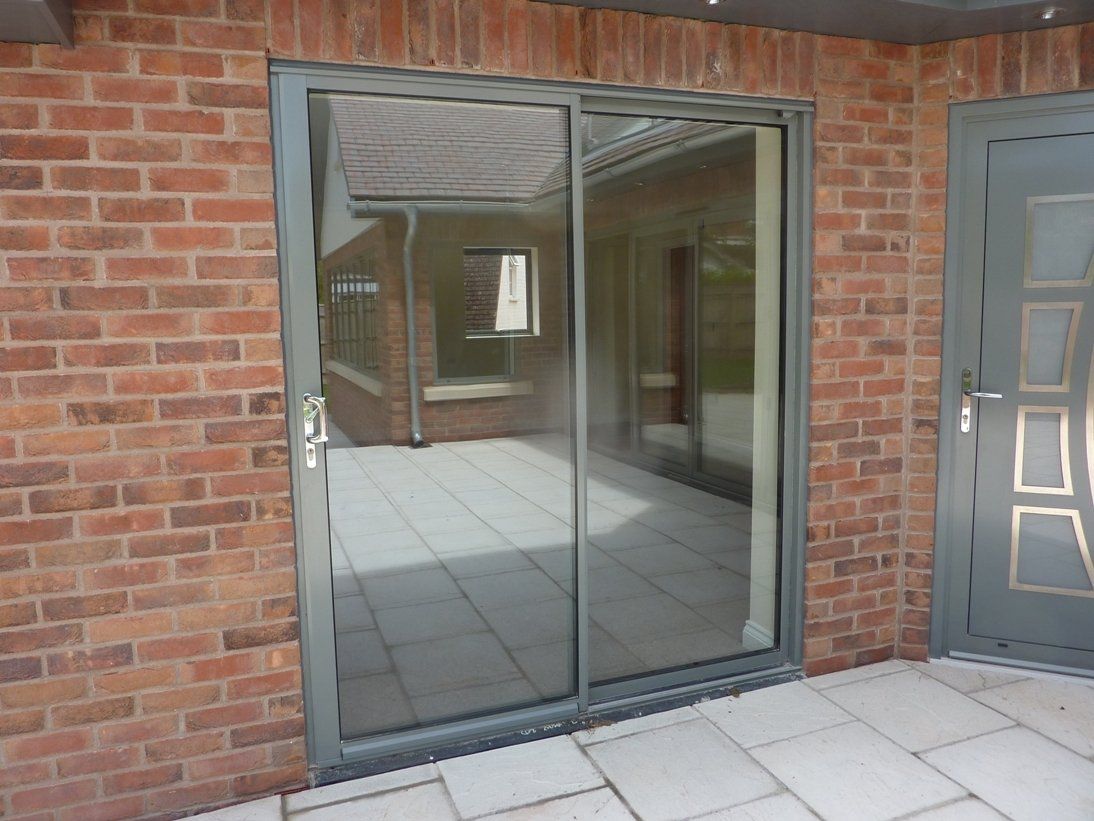 Aluminium sliding doors Exton