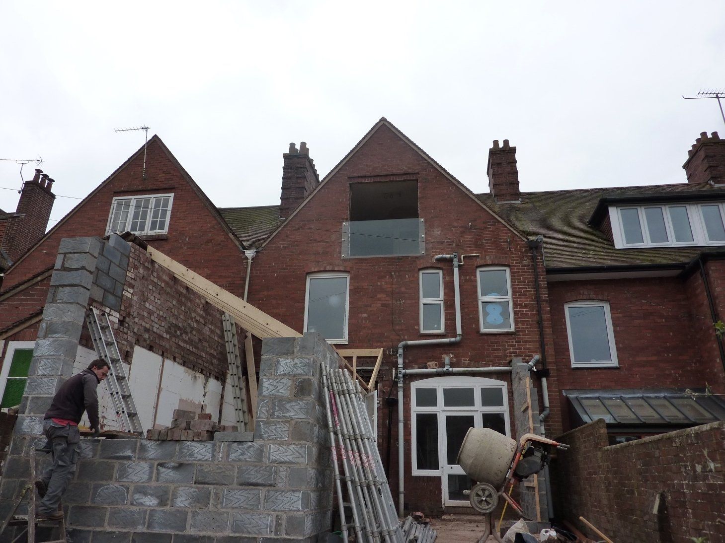 Aluminium window fitters Exeter Devon